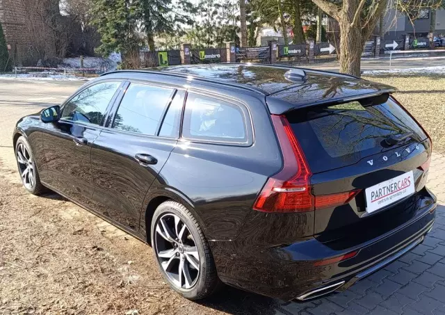 VOLVO V60 D4 AWD Geartronic R-Design