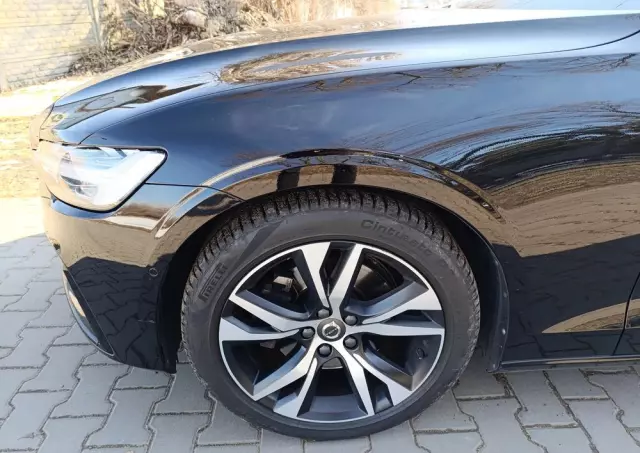 VOLVO V60 D4 AWD Geartronic R-Design