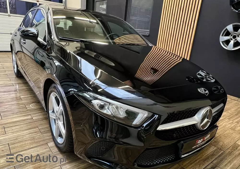 MERCEDES-BENZ Klasa A 200 d 8G-DCT Style