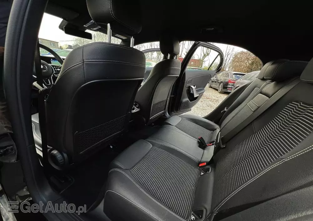 MERCEDES-BENZ Klasa A 200 d 8G-DCT Style