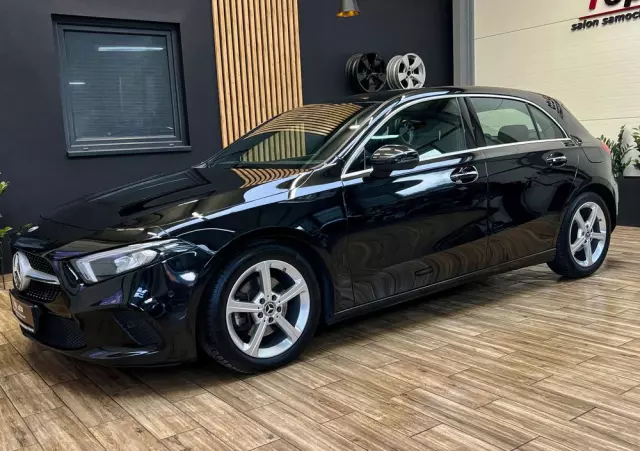MERCEDES-BENZ Klasa A 200 d 8G-DCT Style