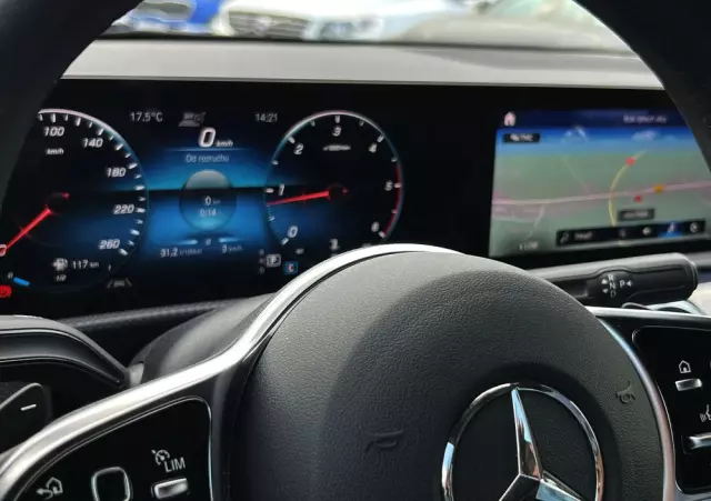 MERCEDES-BENZ Klasa A 200 d 8G-DCT Style