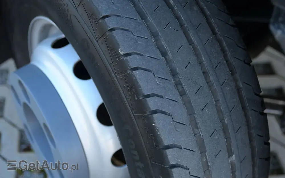 IVECO 72C17  3,0 170KM bez adblue euro 5 Zanotti Z380  6,1m 12 palet dł -20+20 ładowność 3460kg 