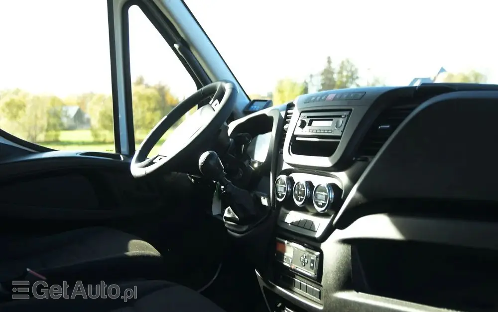 IVECO 72C17  3,0 170KM bez adblue euro 5 Zanotti Z380  6,1m 12 palet dł -20+20 ładowność 3460kg 