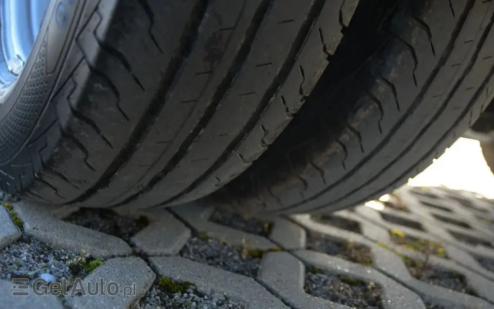 IVECO 72C17  3,0 170KM bez adblue euro 5 Zanotti Z380  6,1m 12 palet dł -20+20 ładowność 3460kg 