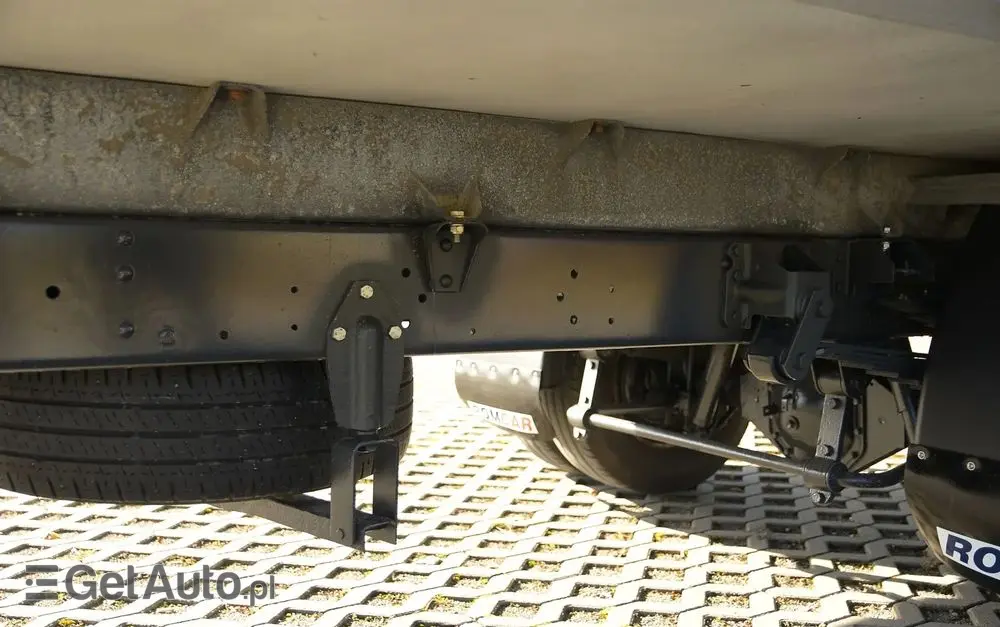 IVECO 72C17  3,0 170KM bez adblue euro 5 Zanotti Z380  6,1m 12 palet dł -20+20 ładowność 3460kg 