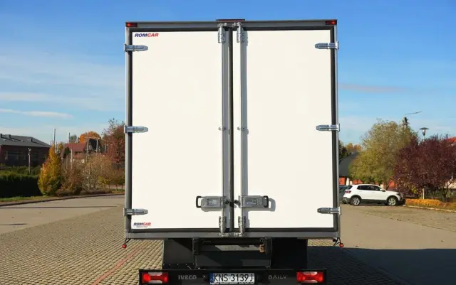 IVECO 72C17  3,0 170KM bez adblue euro 5 Zanotti Z380  6,1m 12 palet dł -20+20 ładowność 3460kg 