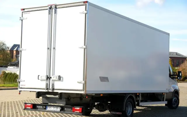 IVECO 72C17  3,0 170KM bez adblue euro 5 Zanotti Z380  6,1m 12 palet dł -20+20 ładowność 3460kg 