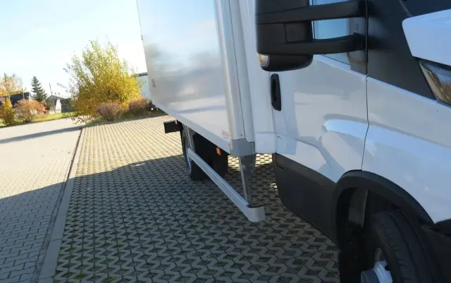 IVECO 72C17  3,0 170KM bez adblue euro 5 Zanotti Z380  6,1m 12 palet dł -20+20 ładowność 3460kg 