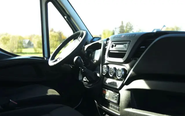 IVECO 72C17  3,0 170KM bez adblue euro 5 Zanotti Z380  6,1m 12 palet dł -20+20 ładowność 3460kg 