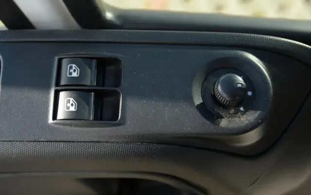 IVECO 72C17  3,0 170KM bez adblue euro 5 Zanotti Z380  6,1m 12 palet dł -20+20 ładowność 3460kg 