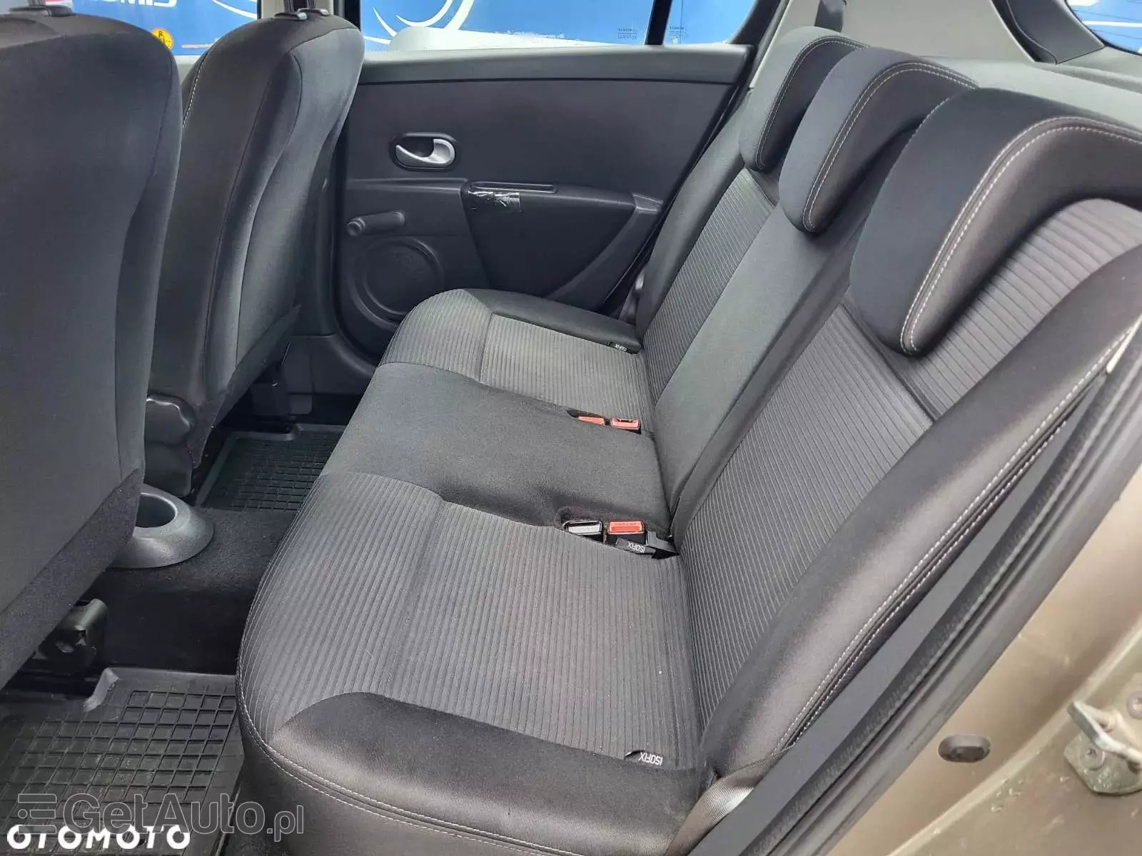 RENAULT Clio 1.2 16V TCE Alize