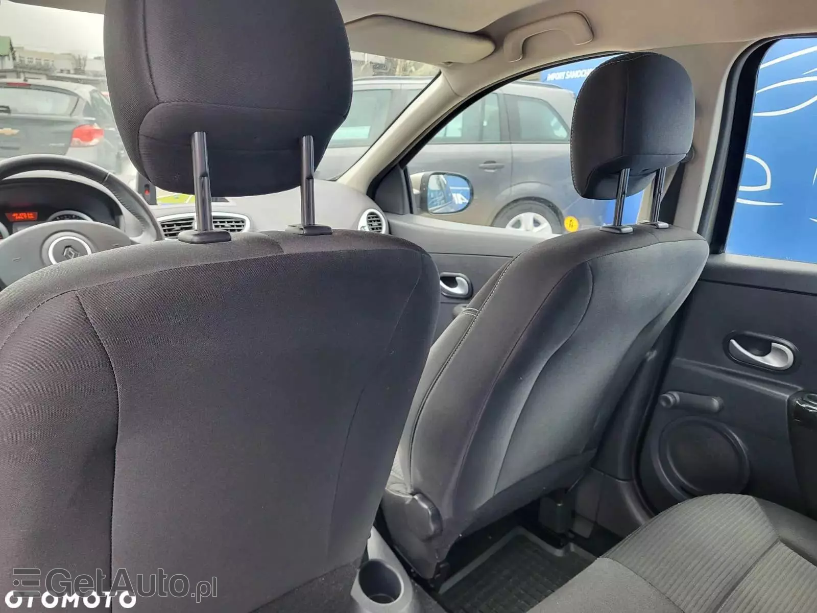 RENAULT Clio 1.2 16V TCE Alize