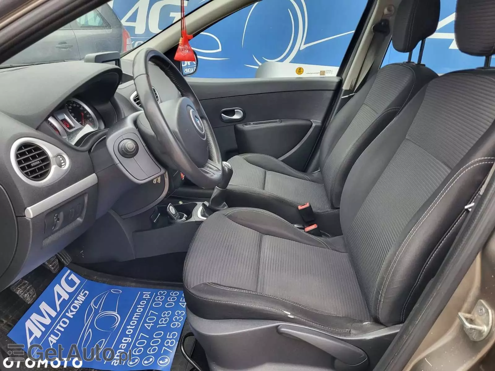 RENAULT Clio 1.2 16V TCE Alize