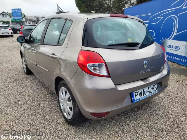 RENAULT Clio 1.2 16V TCE Alize