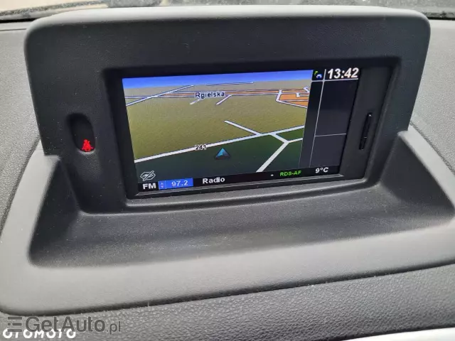 RENAULT Clio 1.2 16V TCE Alize