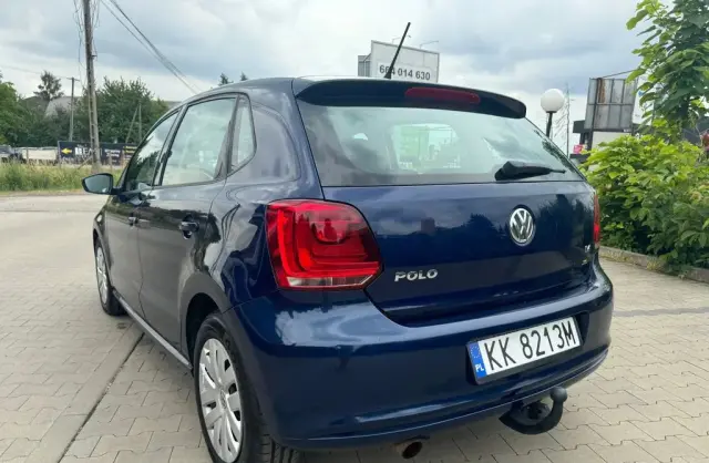 VOLKSWAGEN Polo 