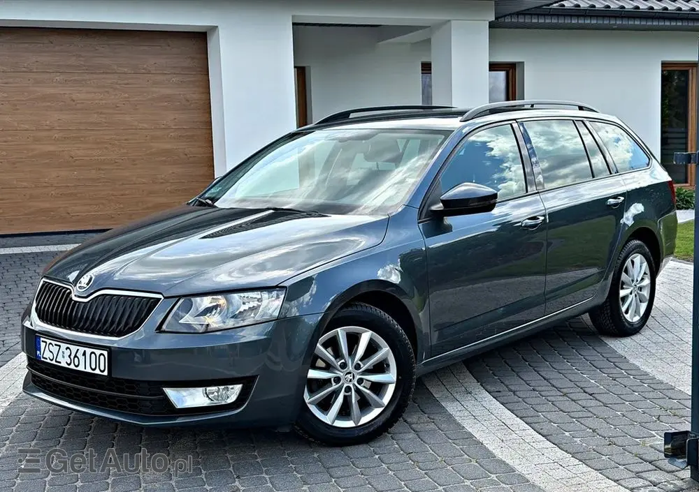 SKODA Octavia 1.6 TDI (Green tec) DSG Ambition