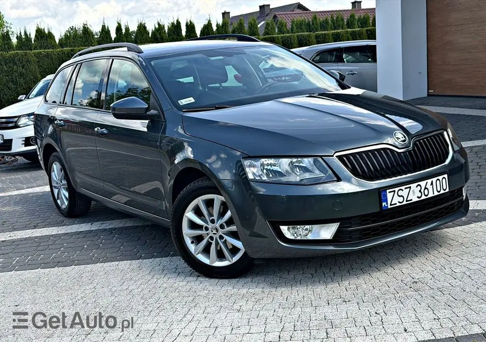SKODA Octavia 1.6 TDI (Green tec) DSG Ambition