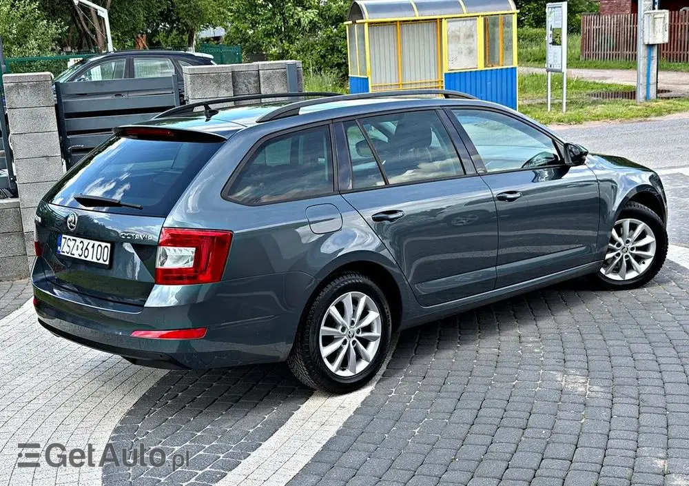 SKODA Octavia 1.6 TDI (Green tec) DSG Ambition