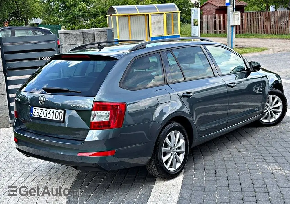 SKODA Octavia 1.6 TDI (Green tec) DSG Ambition