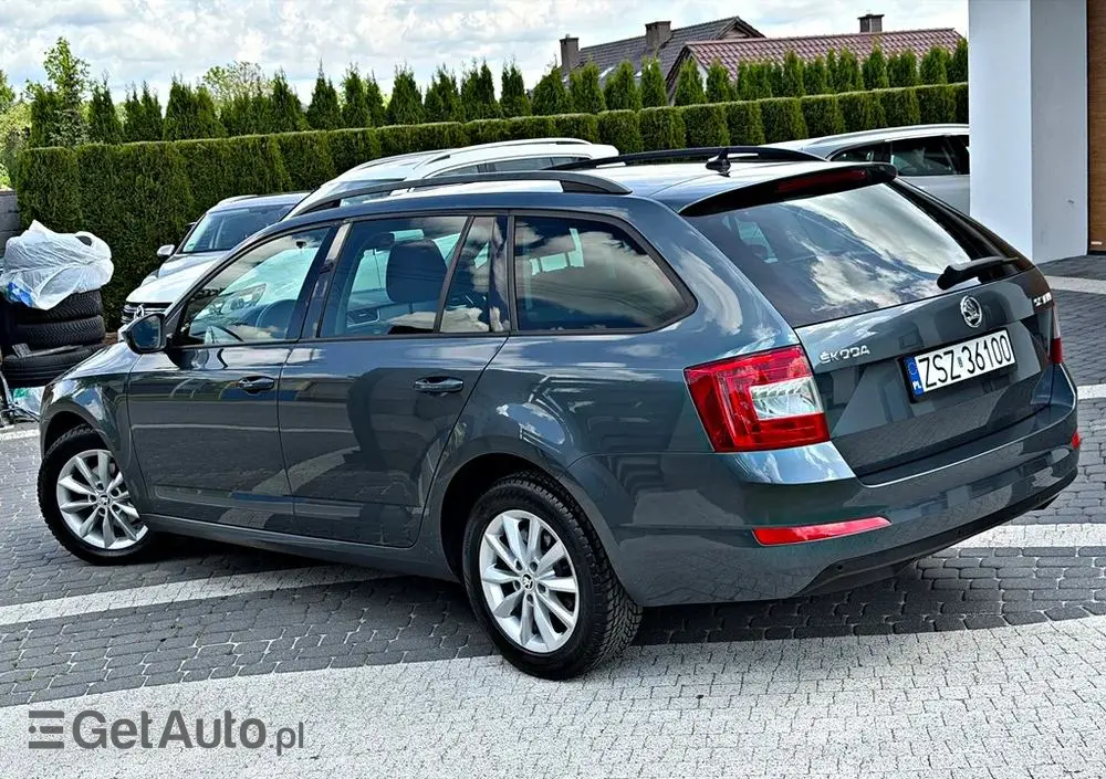 SKODA Octavia 1.6 TDI (Green tec) DSG Ambition