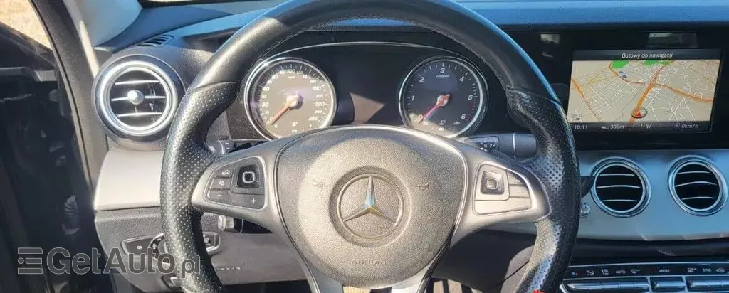 MERCEDES-BENZ Klasa E 