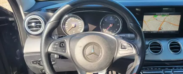 MERCEDES-BENZ Klasa E 