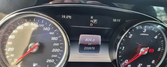 MERCEDES-BENZ Klasa E 