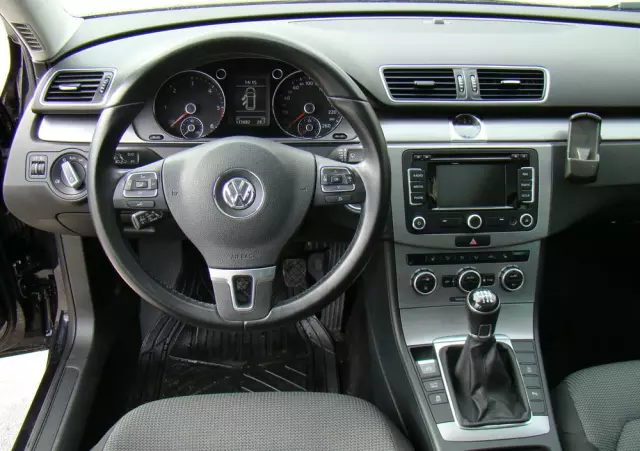 VOLKSWAGEN Passat 2.0 TDI