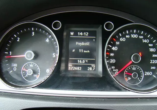 VOLKSWAGEN Passat 2.0 TDI