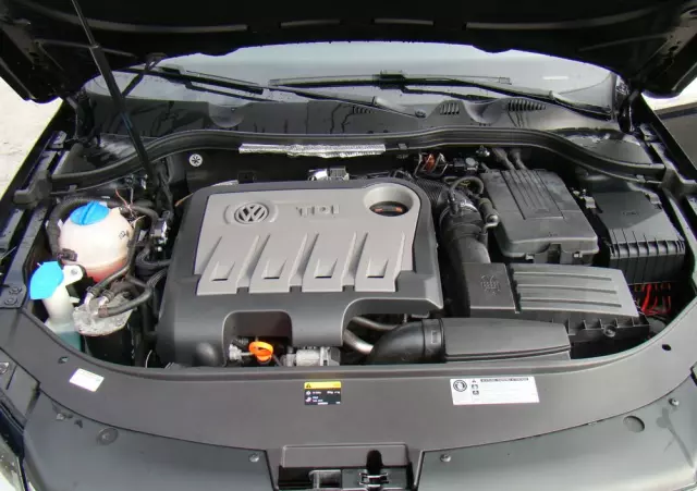 VOLKSWAGEN Passat 2.0 TDI