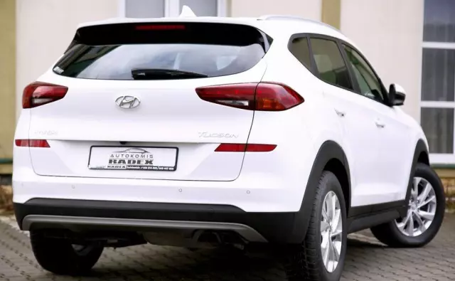 HYUNDAI Tucson 