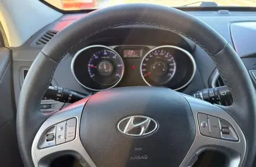 HYUNDAI Ix35 