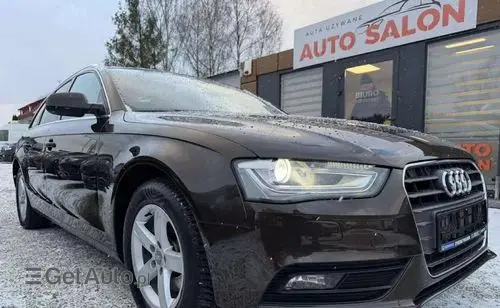 AUDI A4 