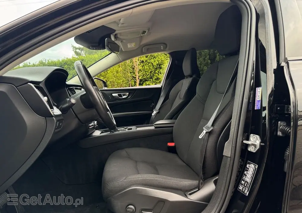 VOLVO V60 D4 Geartronic Momentum Pro