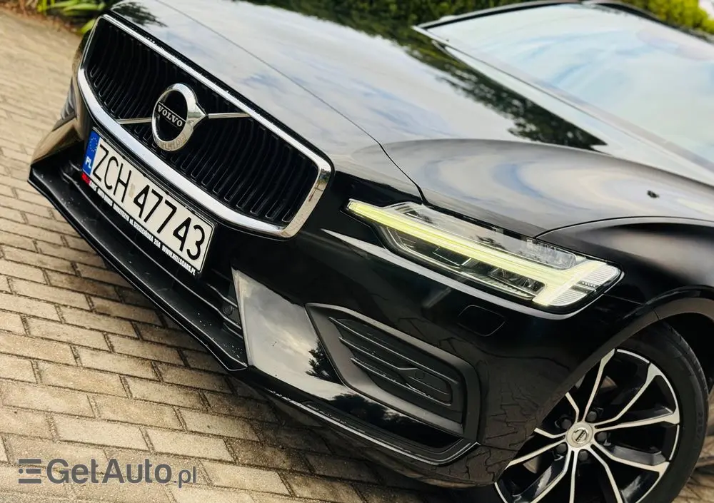 VOLVO V60 D4 Geartronic Momentum Pro