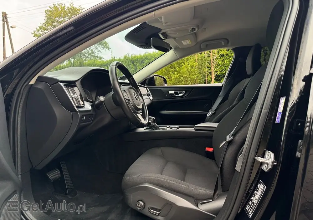 VOLVO V60 D4 Geartronic Momentum Pro
