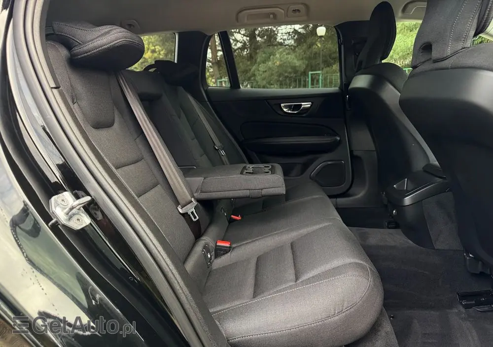 VOLVO V60 D4 Geartronic Momentum Pro