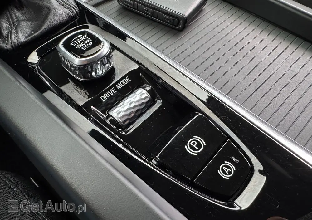 VOLVO V60 D4 Geartronic Momentum Pro