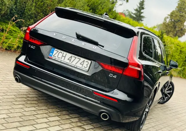 VOLVO V60 D4 Geartronic Momentum Pro