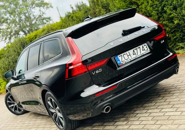 VOLVO V60 D4 Geartronic Momentum Pro