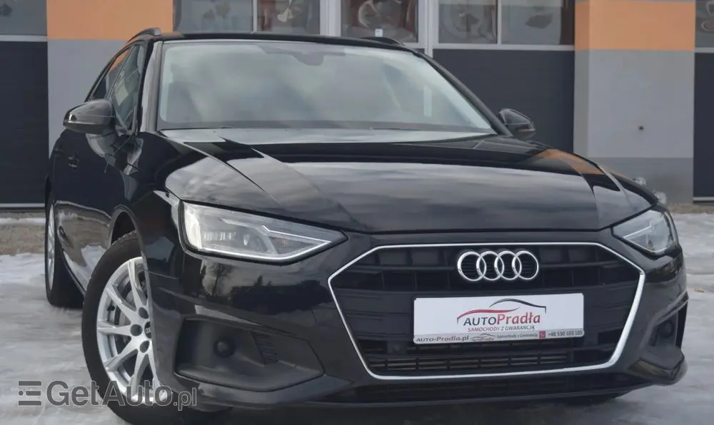 AUDI A4 Avant 40 TFSI S tronic advanced