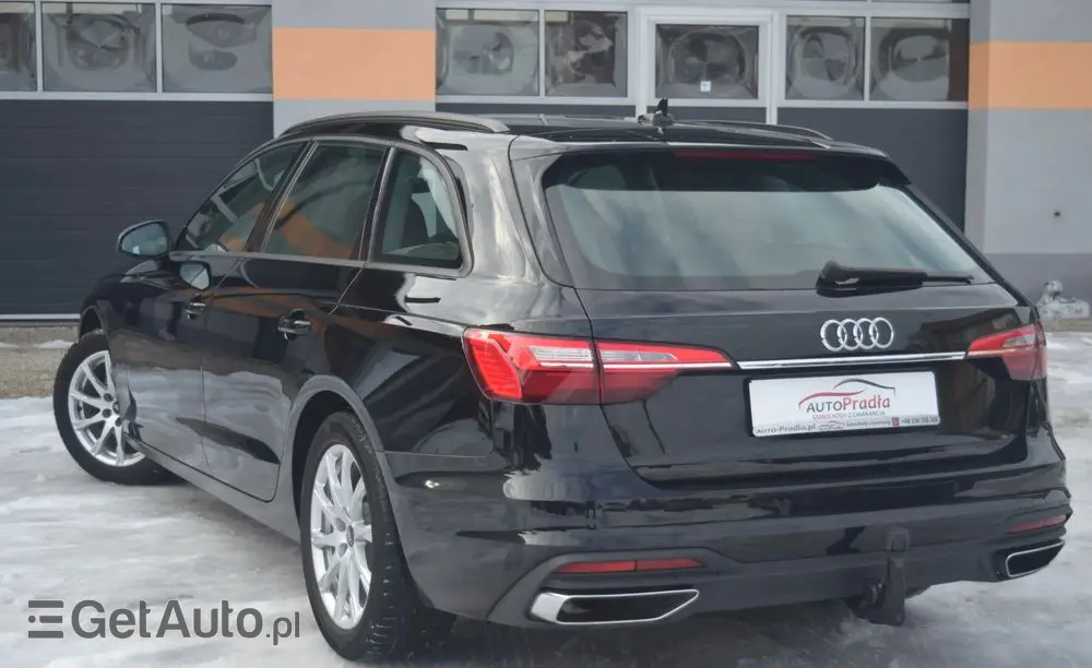 AUDI A4 Avant 40 TFSI S tronic advanced