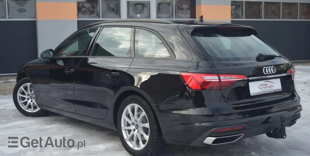 AUDI A4 Avant 40 TFSI S tronic advanced