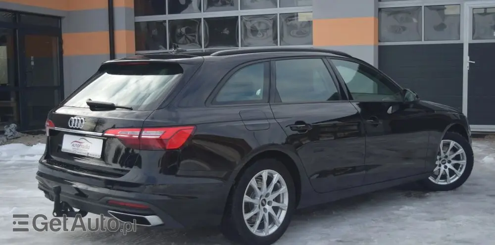 AUDI A4 Avant 40 TFSI S tronic advanced