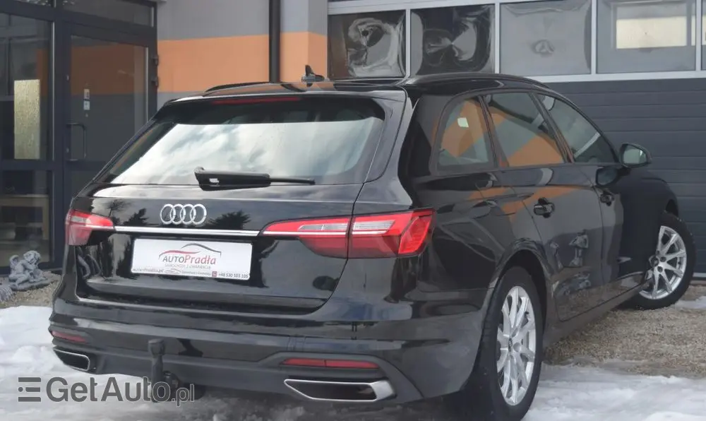 AUDI A4 Avant 40 TFSI S tronic advanced