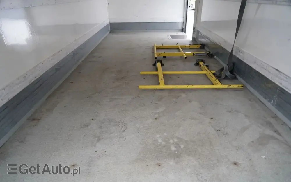 IVECO DAILY 50-180 /  IZOTERMA  / KONTENER  5,5 M / WINDA DHOLLANDIA / ROLETA BOCZNA / HI-MATIC 