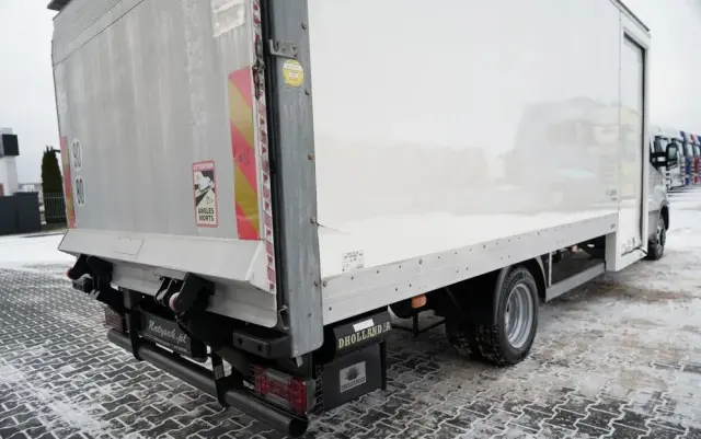 IVECO DAILY 50-180 /  IZOTERMA  / KONTENER  5,5 M / WINDA DHOLLANDIA / ROLETA BOCZNA / HI-MATIC 