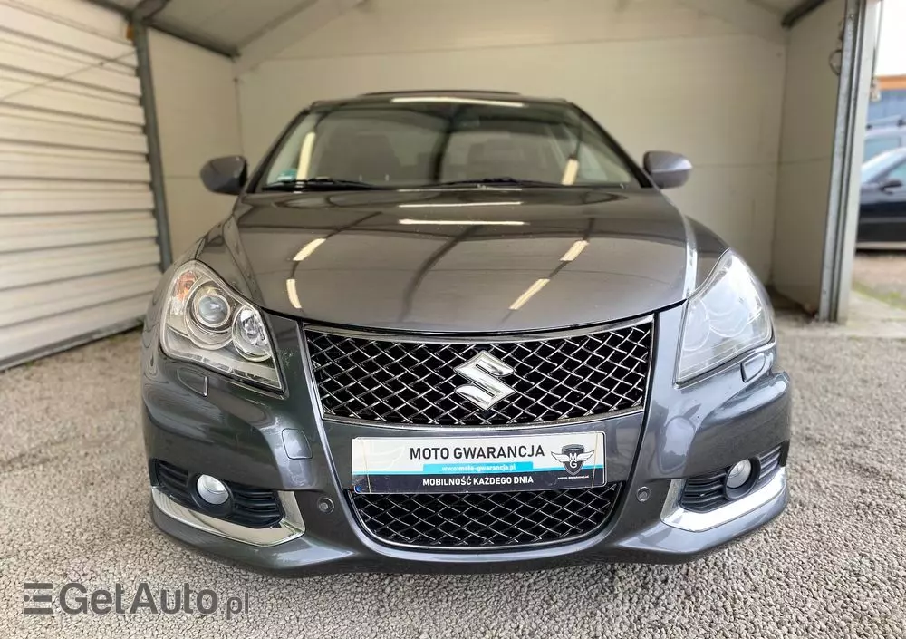SUZUKI Kizashi 2.4 Sport 4WD CVT